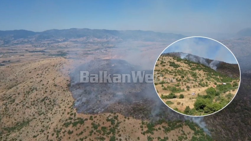 vijon zjarri ne fshatrat vernik dhe kapshtice digjen rreth 250 hektare toke ndihmojne edhe zjarrfikesit greke 687e0a5ed1333