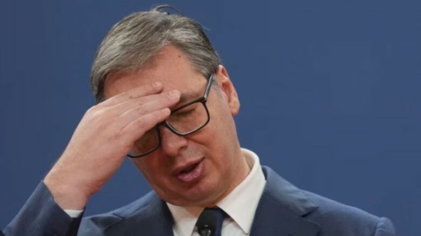 vuciq reagon pas paraburgimit te igor popoviq 687d7e31164d3