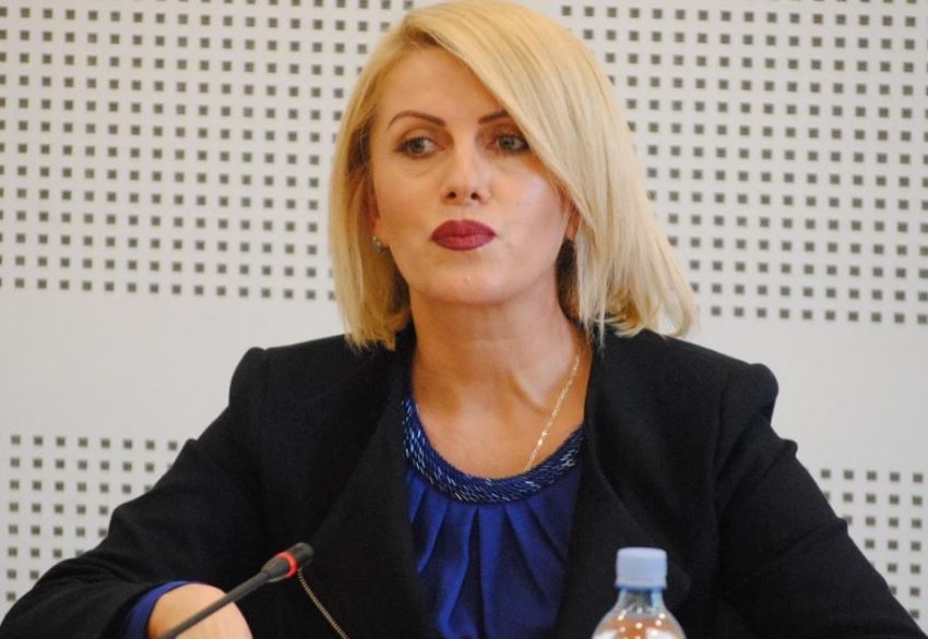 xhevahire izmaku kandidate e nisma s per kryetare te vushtrrise 68811e67b1a90