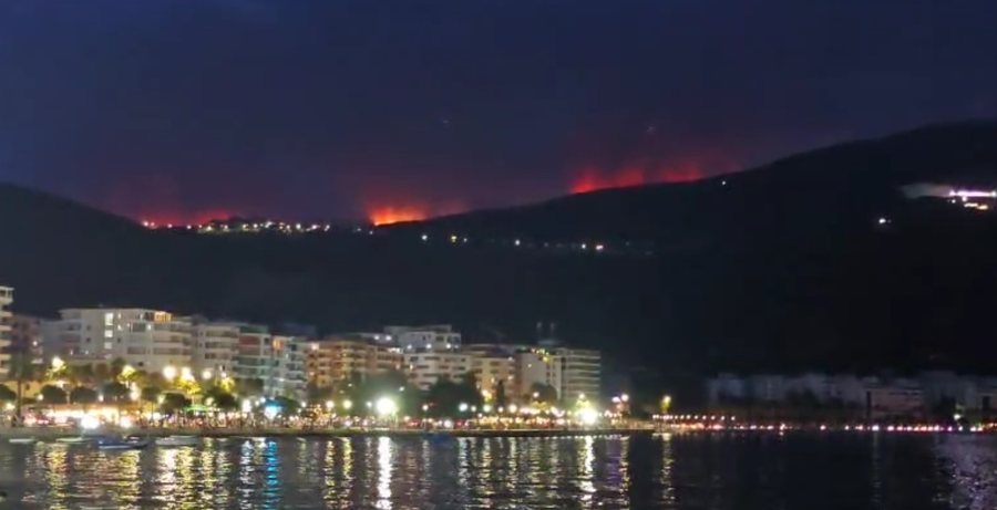 Zjarri në malin Shashicë, flakët i afrohen shtëpive të banuara 2 zjarri ne malin shashice flaket i afrohen shtepive te banuara 688550e0943ff