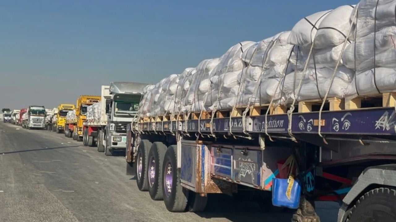 “6000 kamionë ndihmash janë gati jashtë Gazës”, OKB: Të lejohen dhe nga toka 1 6000 kamione ndihmash jane gati jashte gazes okb te lejohen dhe nga toka 688d02f5177b3