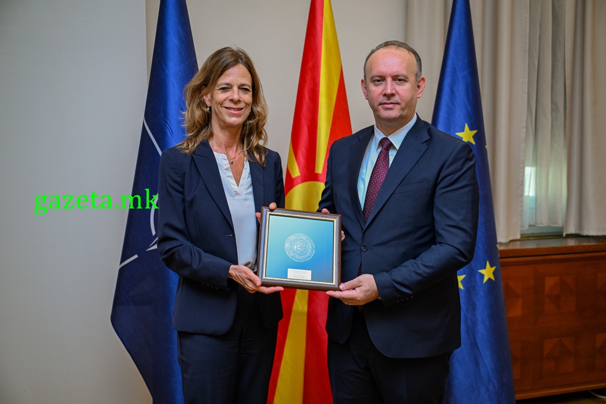 Gashi: Takim lamtumire me Ambasadoren e Zvicrës 1 AFRIM GASHI