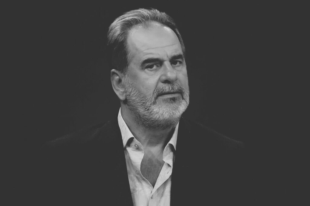 Izet Mexhiti prek me fjalët për Artur Zhejin: Një kolos u shua, publiku shqiptar mbeti më i varfër (FOTO) 4 ARTUR ZHEJI