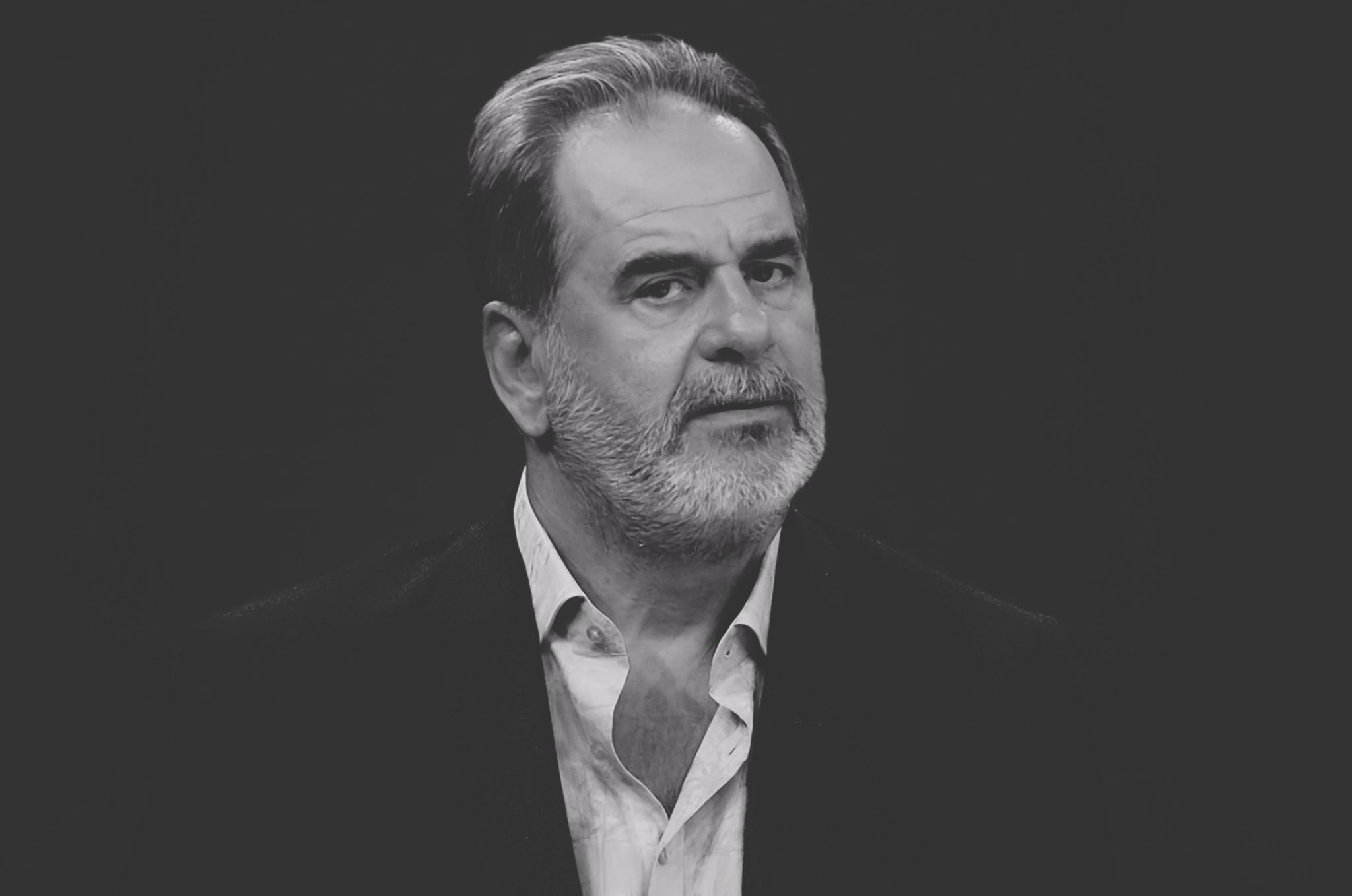 Izet Mexhiti prek me fjalët për Artur Zhejin: Një kolos u shua, publiku shqiptar mbeti më i varfër (FOTO) 1 ARTUR ZHEJI