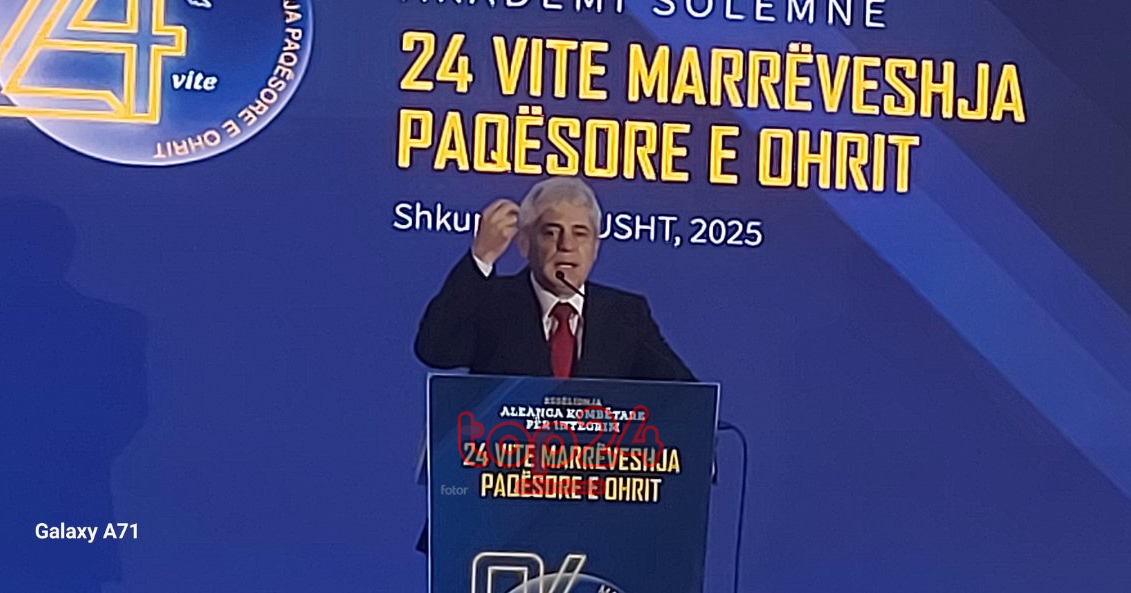 Ahmeti në 24-vjetorin e Marrëveshjes së Ohrit: “Ejani të bëjmë veting, mos ledhatoni puthadorët” 1 ahmeti ne 24 vjetorin e marreveshjes se ohrit ejani te bejme veting mos ledhatoni puthadoret 689cee2fed277