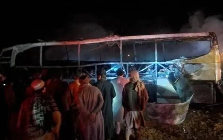 aksidentohet autobusi ne afganistan humbin jeten 76 persona 68a59ec40d3a1