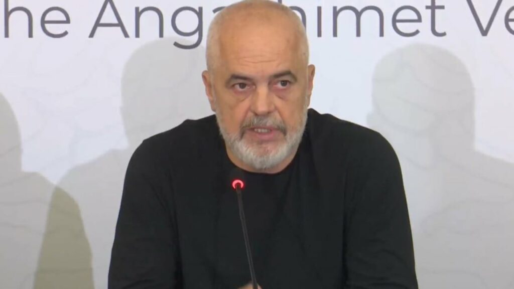 Aksioni për lirimin e hapësirave publike, Rama ndan videon e radhës: Durrës, ecim! 2 aksioni per lirimin e hapesirave publike rama ndan videon e radhes durres ecim 68a5ecc76a4e7