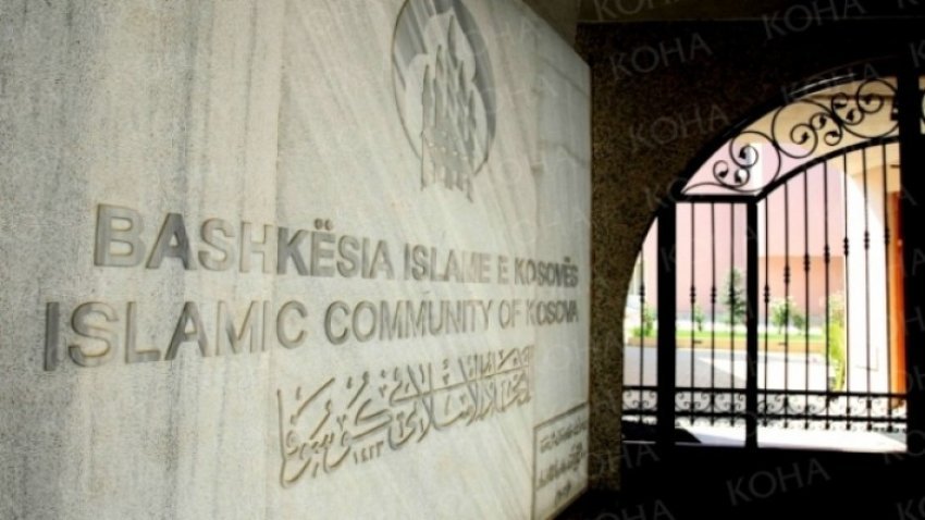 alarmon bik u jane demoluar me eskavator varrezat dhe gures e vjeter mbi 200 vjet te perandorise osmane 68a5bbdbe4594