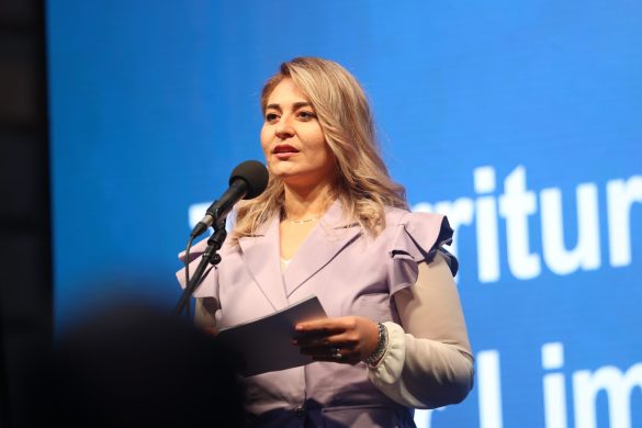 albulena demiri zendeli per here te pare forumit te gruas i jepet bartesi i listes ne kercove 68a1b58bc6b6b