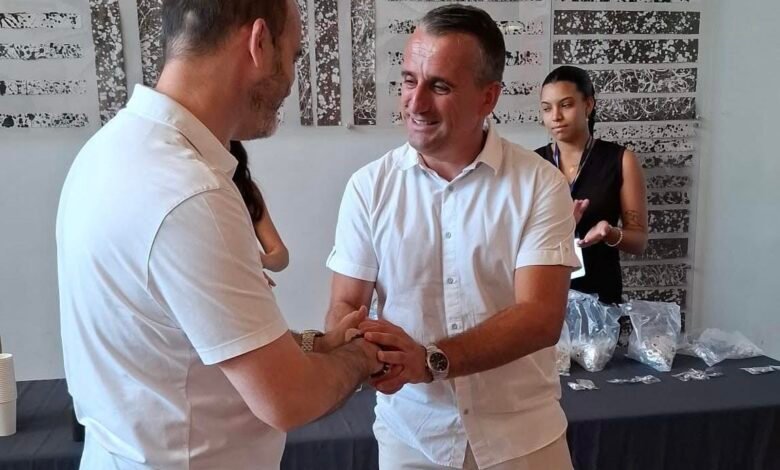 ardian ramadani nga kumanova emerohet ambasador i fracophonia s per maqedonine e veriut 68967bbdc16fe