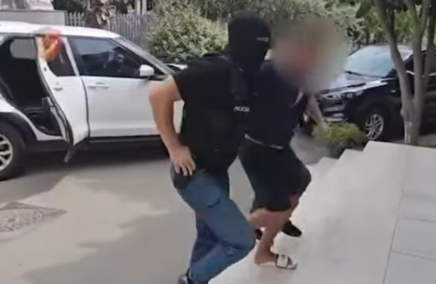 arrestohet 42 vjecari ne tirane e dhunoi nje grua dhe tentoi ta digjte ne banese 68a5b37a4ebd3