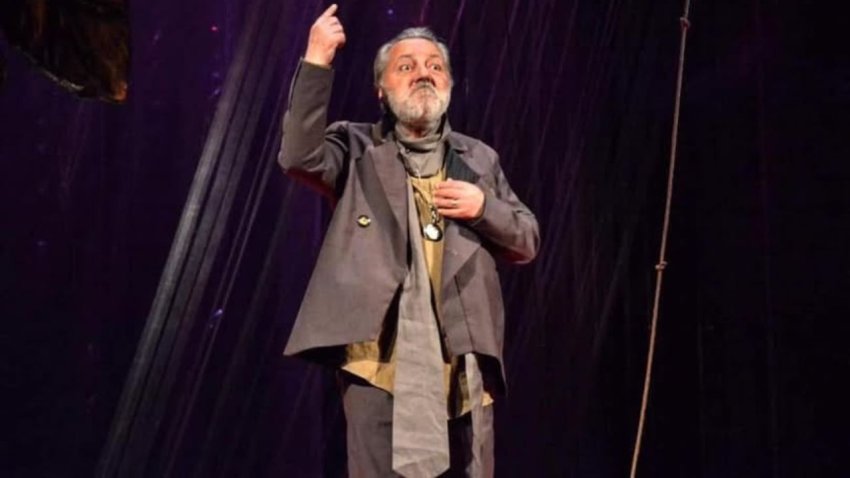 Artisti Naun Shundi në betejë për shëndetin, familja falënderon mbështetësit e aktorit dhe kërkon ndihmë për kurimin e tij 3 artisti naun shundi ne beteje per shendetin familja falenderon mbeshtetesit e aktorit dhe kerkon ndihme per kurimin e tij 68a1163d7df5c