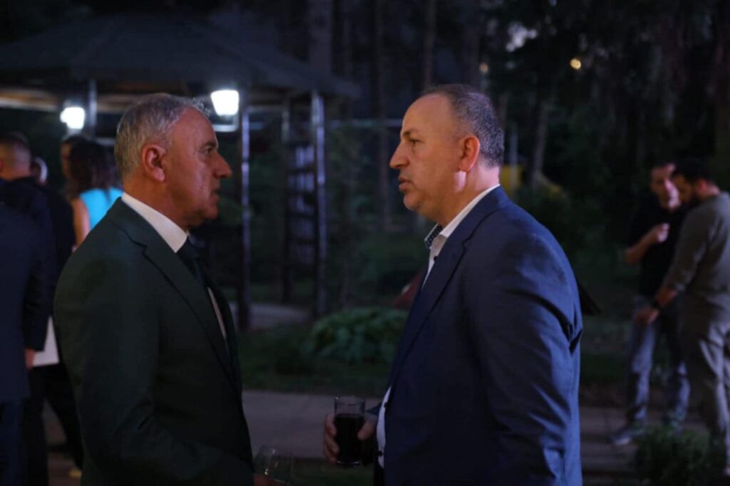 Azizi: Mbështetja jonë e vetme është për Mendi Qyrën në Strugë, çdo informatë tjetër është shpifje 2 azizi mbeshtetja jone e vetme eshte per mendi qyren ne struge cdo informate tjeter eshte shpifje 689dd8152234e