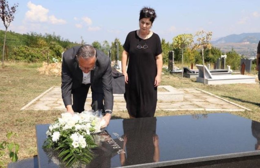 Bedri Hamza kujton Bajram Rexhepin 2 bedri hamza kujton bajram