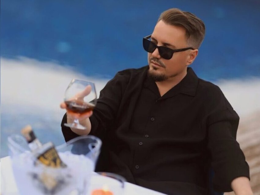 Blero heq dorë nga biondet, kjo është partnerja e re bukuroshe 3 blero heq dore nga biondet kjo eshte partnerja e re bukuroshe 68aebf31f36a6