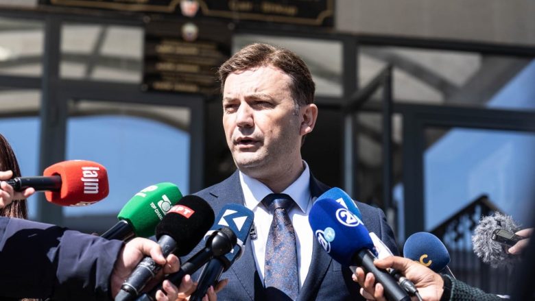 Bujar Osmani dënon thirrjet raciste në Kumanovë: “Mungesa e reagimit të Qeverisë është skandaloze” 3 bujar osmani denon thirrjet raciste ne kumanove mungesa e reagimit te qeverise eshte skandaloze 688f4ec3b598b