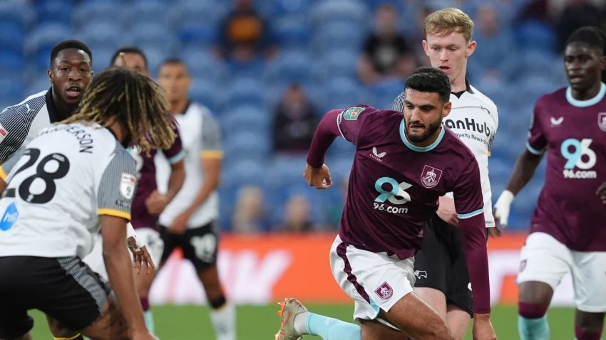 debutoi me assist trajneri i burnley per brojen i duhen minuta ne kembe 68aeb6152757b