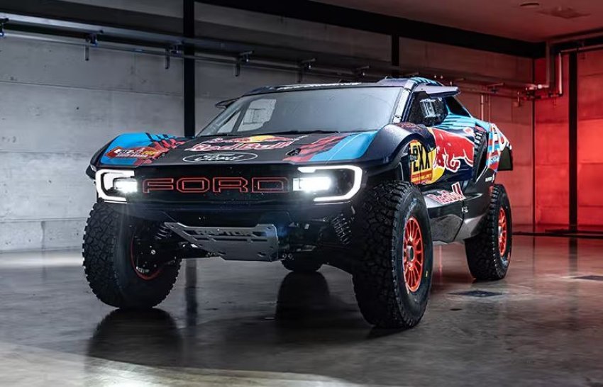 drejtori ekzekutiv i ford le te kuptohet se kompania po mendon te krijoje nje supermakine te paprecedente per terrene jashte rruges 68a8e44f0c64b