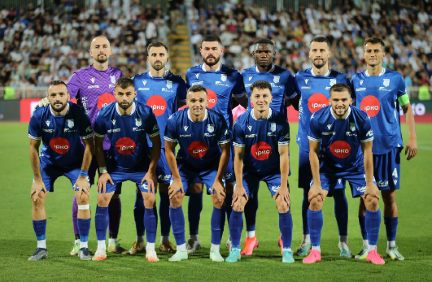 Drita është një hap larg për të shkruajtur historinë 1 drita eshte nje hap larg per te shkruajtur historine 68a73da56fcf9