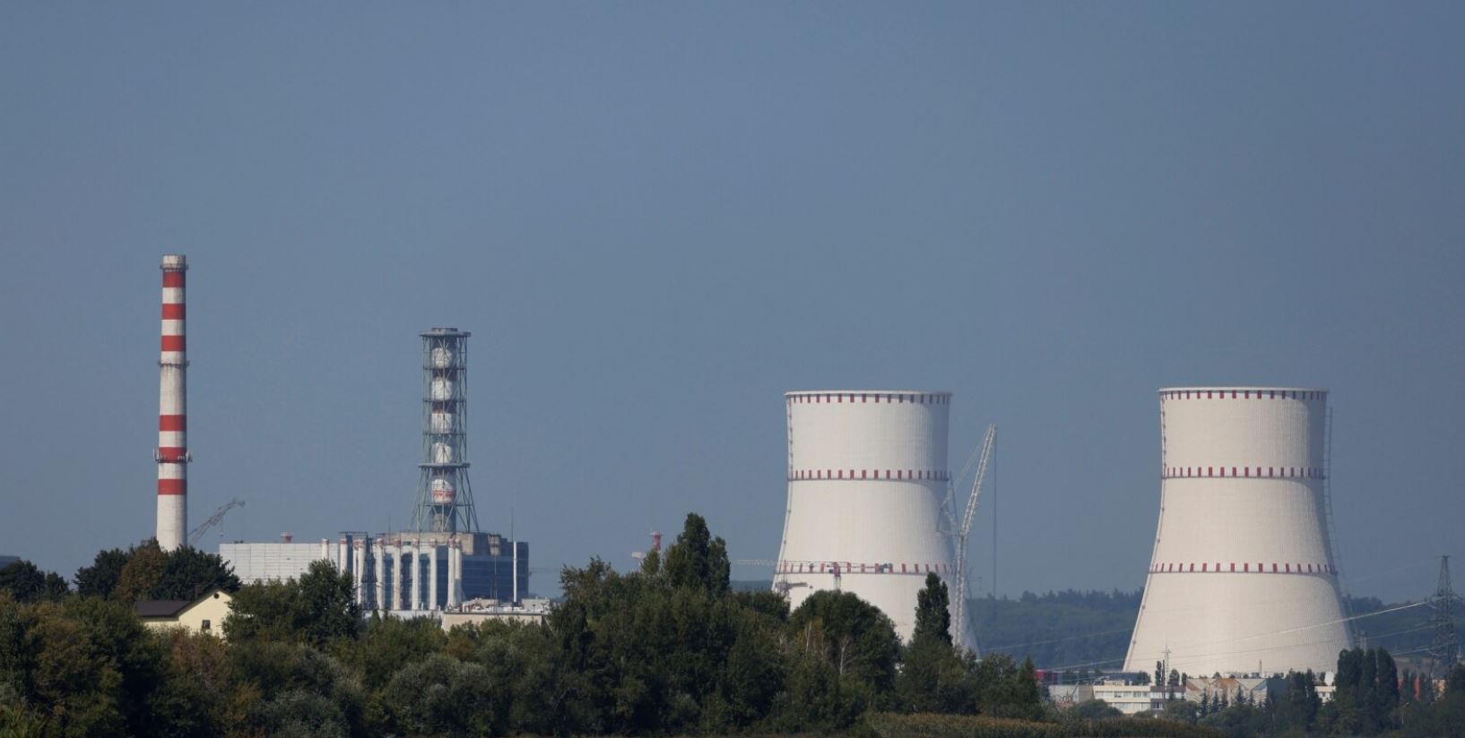 Droni i rrëzuar ukrainas shkakton zjarr në një central bërthamor në Rusi 1 droni i rrezuar ukrainas shkakton zjarr ne nje central berthamor ne rusi 68aae4c45bf7b