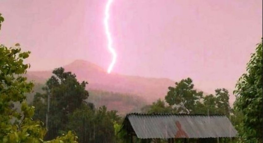 E rëndë/ Çobani humb jetën nga rrufeja, ngordhin edhe 20 krerë bagëti 2 e rende cobani humb jeten nga rrufeja ngordhin edhe 20 krere bageti 6891d0df45489