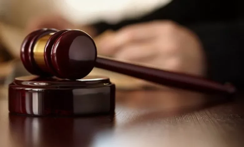 Hetim ndaj të dyshuarit për marrje ryshfeti 10 mijë euro për ndikim në gjykata 3 hetim ndaj te dyshuarit per marrje ryshfeti 10 mije euro per ndikim ne gjykata 68a05f05d7c5d