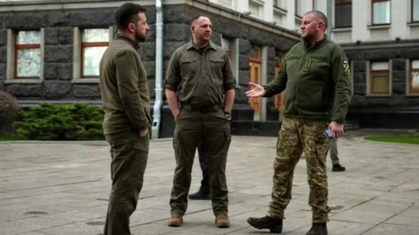 ish komandanti i pergjithshem i ukraines refuzoi oferten per tu bashkuar me ekipin e zelensky 68ac84b50623c