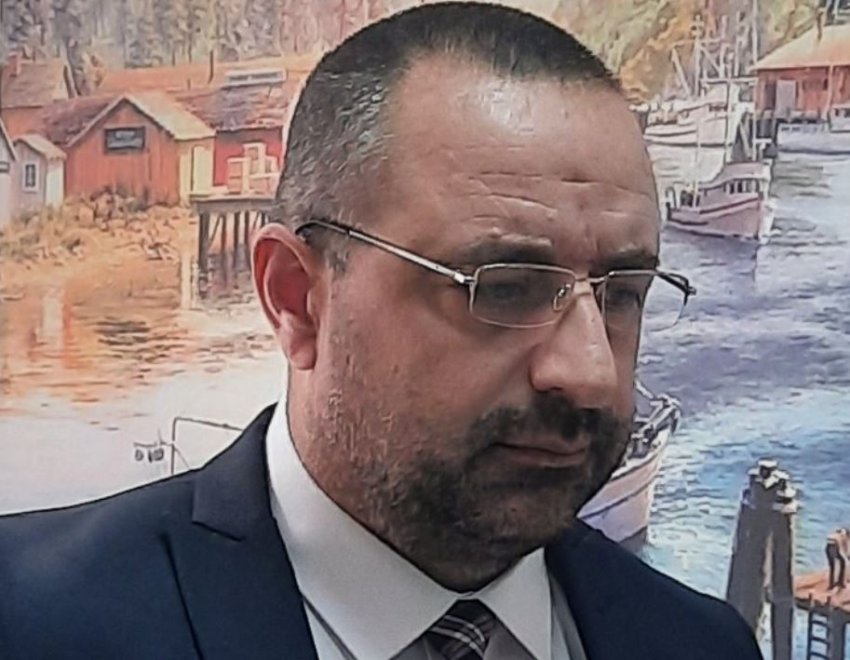 “Kapot e Krimit” në shënjestër/ Avokati Halilaj me akuza të forta ndaj 30 “Pseudo-Komandantëve” 2 kapot e krimit ne shenjester avokati halilaj me akuza te forta ndaj 30 pseudo komandanteve 688d18107eaa3