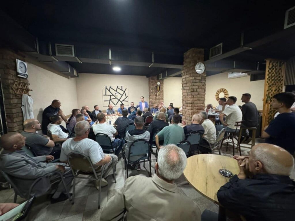 Kasami takim me banorët: Po vijojnë projektet kapitale në Reçicë të Vogël 2 kasami takim me banoret po vijojne projektet kapitale ne recice te vogel 68ace531b427d