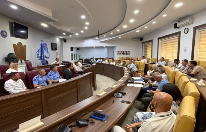 KKSB-ja diskuton lidhur me veprimet e ndërmarra për 2 rastet në Gjilan 2 kksb ja diskuton lidhur me veprimet e ndermarra per 2 rastet ne gjilan 689b84504e40c