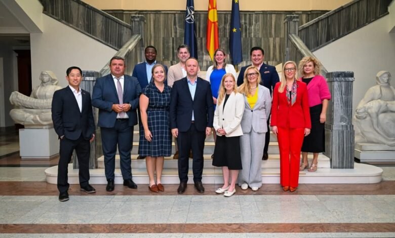 kryeparlamentari gashi pret delegacionin e lidereve te rinj politik nga shba 68ac90d833bae