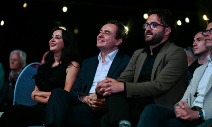 kurti te premten mori pjese ne koncertin e jazz it ne mitrovice po mbahet ne dy anet e ibrit smund ta pengoje askush 68973386e9d1b