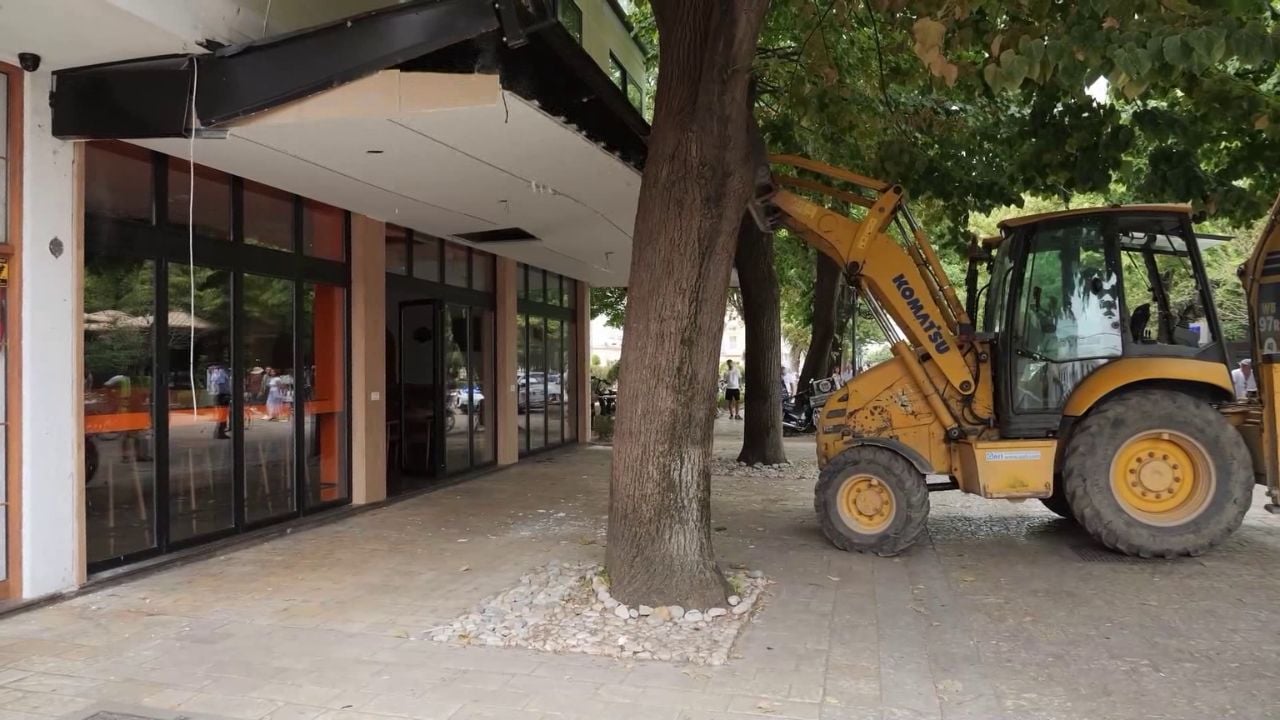 Lirimi i hapësirave publike/ Aksioni vijon në të gjithë Shqipërinë, në Tiranë janë liruar 41.000 m2 sipërfaqe 1 lirimi i hapesirave publike aksioni vijon ne te gjithe shqiperine ne tirane jane liruar 41 000 m2 siperfaqe 68a722263d1a8