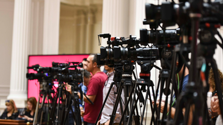 Maqedoni, dy të tretat e gati 10 milionë eurove për zgjedhjet janë të destinuara për media për reklama politike 2 maqedoni dy te tretat e gati 10 milione eurove per zgjedhjet jane te destinuara per media per reklama politike 689859faf3245