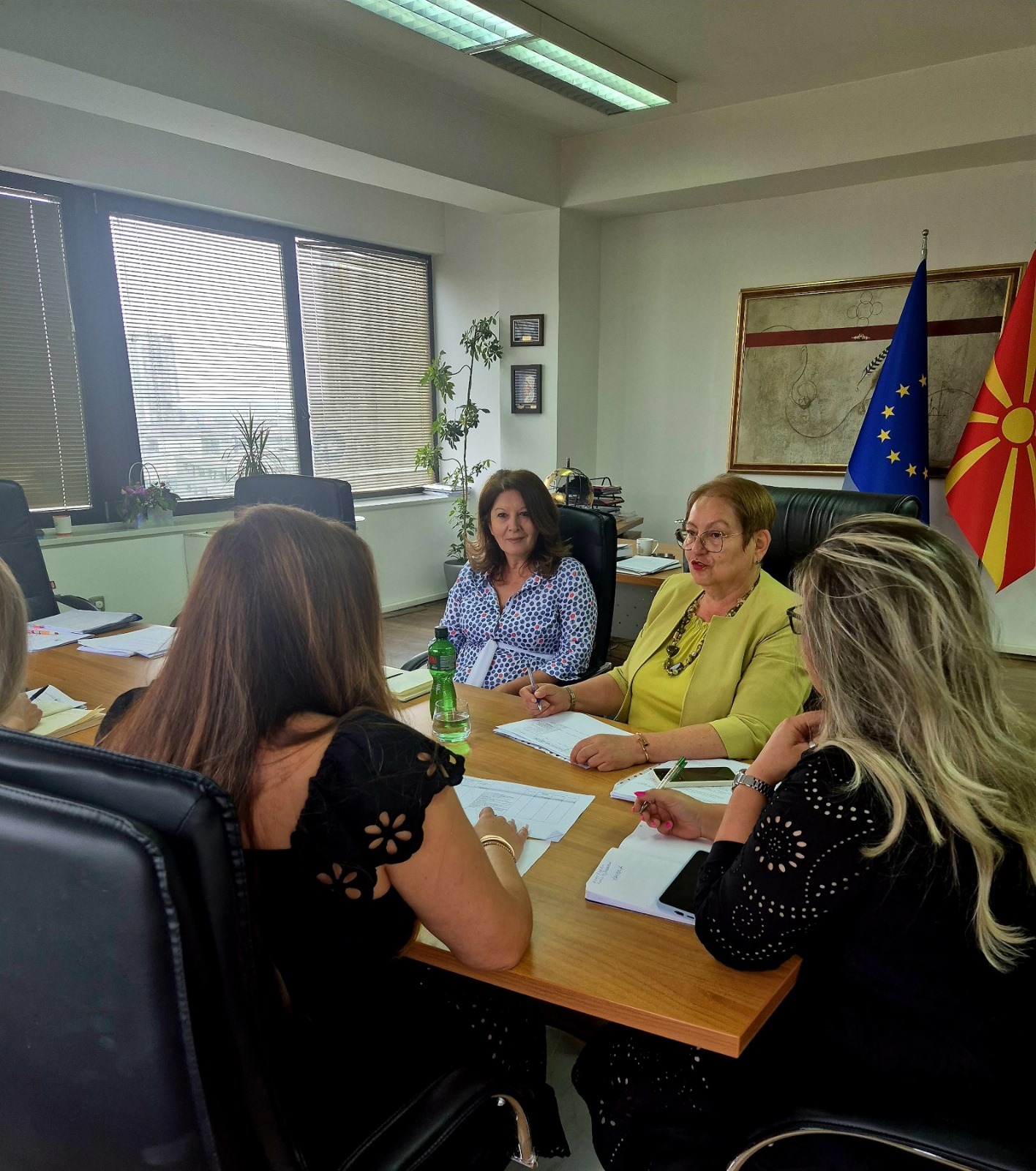 MASH shpalli dy thirrje për angazhimin e mediatorëve arsimorë romë – për herë të parë edhe në arsimin e mesëm 1 mash shpalli dy thirrje per angazhimin e mediatoreve arsimore rome per here te pare edhe ne arsimin e mesem 688c988f9e69e