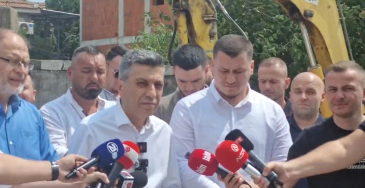 mexhiti ne haracine do te vazhdojme te investojme ne infrastrukture jo ne linje etnike apo partiake por gjithkund ku ka nevoje 68a331370c644