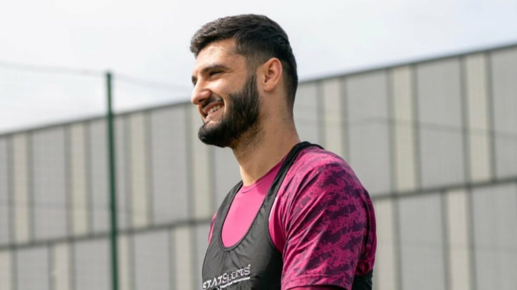 momenti i brojes po afron trajneri i burnley t ka bere nje pune shume te mire mund te grumbullohet kete fundjave 68a793d151884