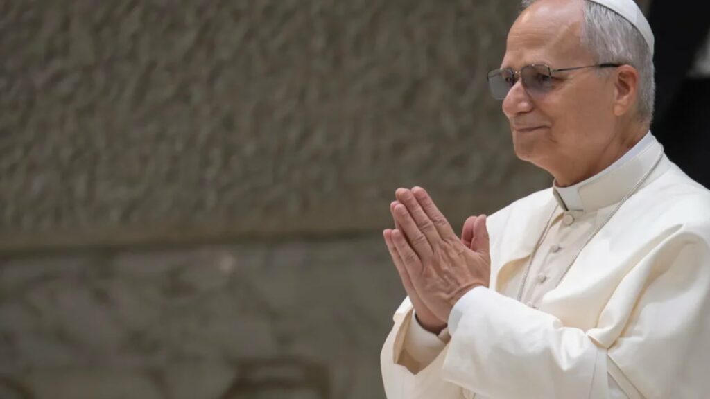 “Ndalni pandeminë e armëve!”/ Thirrja e Papa Leon XIV: Hiqni dorë nga logjika e luftës, ndiqni paqen 3 ndalni pandemine e armeve thirrja e papa leon xiv hiqni dore nga logjika e luftes ndiqni paqen 68b45345a253b