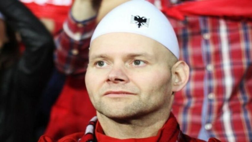 Ndërron jetë njëri nga themeluesit e grupit “Tifozat Kuq e Zi” 2 nderron jete njeri nga themeluesit e grupit tifozat kuq e zi 68ac2f34d2aff