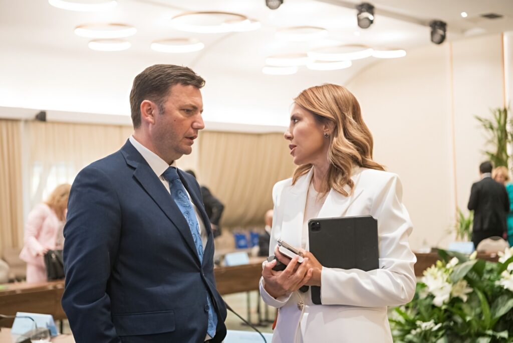 Majlinda Bregu: “Çairi meriton një të ardhme europiane, vizioni i Bujar Osmanit e bën këtë të mundur” 2 photo output 24