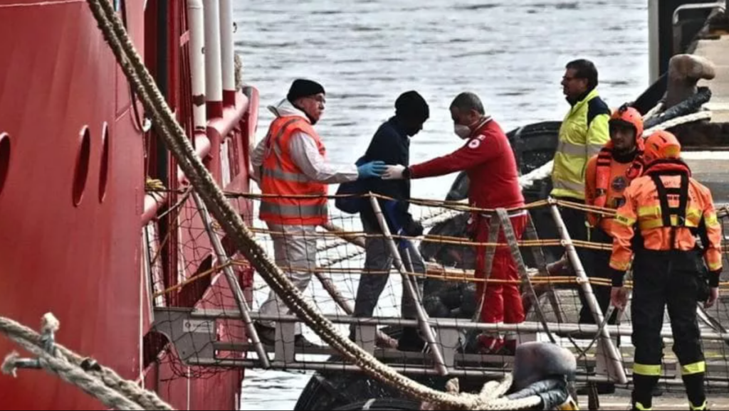 Po mbahen në Kampin e Gjadrit, e paqartë e ardhmja e 27 emigrantëve 2 po mbahen ne kampin e gjadrit e paqarte e ardhmja e 27 emigranteve 6890bdd2f014d