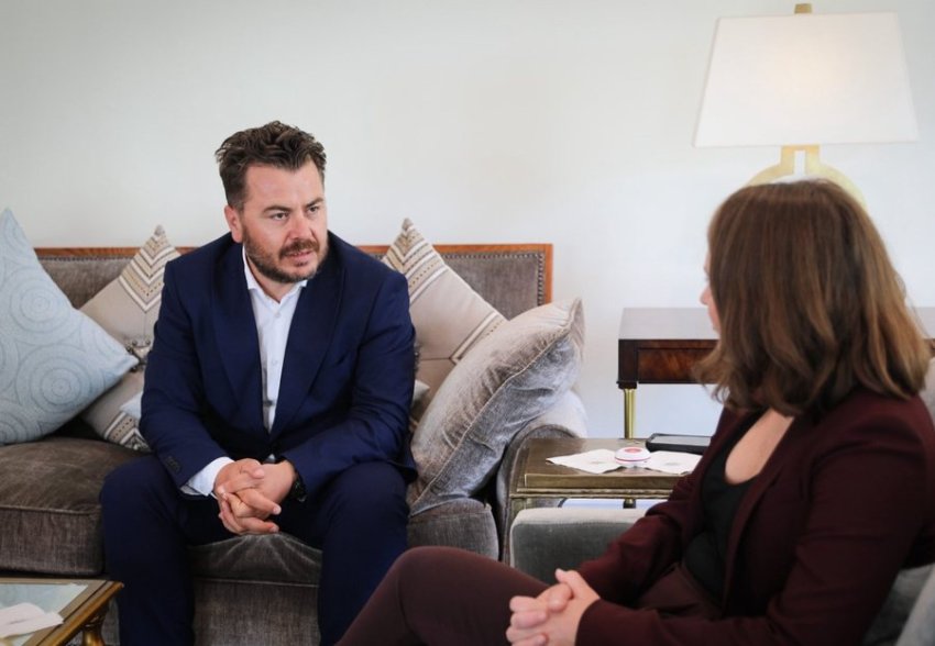 prej shtatorit do ulen ne kuvendin e shqiperise ambasada amerikane pret deputetet e rinj te dale nga zgjedhjet e 11 majit 6893930f30c83