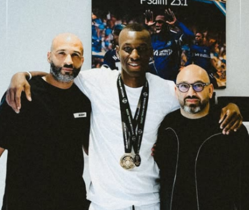 Presioni ndaj Chelsea për të firmosur me Bayernin, menaxheri i sulmuesit del kundër rregullave: Vështirësia e bën madhështore 7 presioni ndaj chelsea per te firmosur me bayernin menaxheri i sulmuesit del kunder rregullave veshtiresia e ben madheshtore 68b3fc176d4d6