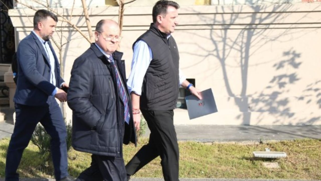 qe prej shkurtit ne burg veliaj kerkese gjkko se kerkon te shpallen te pavlefshme hetimet drejtesia nuk mund te jete selektive dhe e jashteligjshme 68a31186ad52d