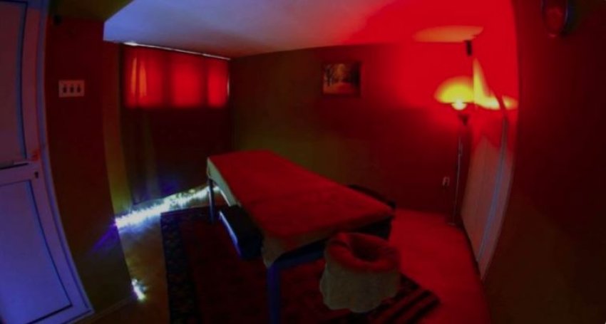 qendra dyshohet jashte vendit kthyen dy apartamente ne fole prostitucioni ne pranga pronari dhe dy kineze ne durres 68932271827db