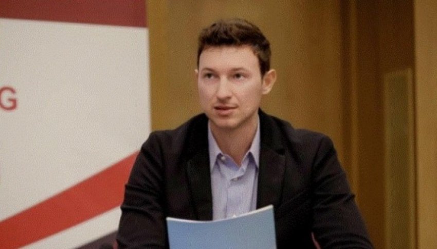 racizmi ne tribune ambasadori shqiptar ne maqedoni pres qe autoritetet me te larta te flasin 68904f12293f5