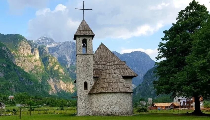 rama thethi mirepret vizitore nga e gjithe bota 68a0fa1d0f161