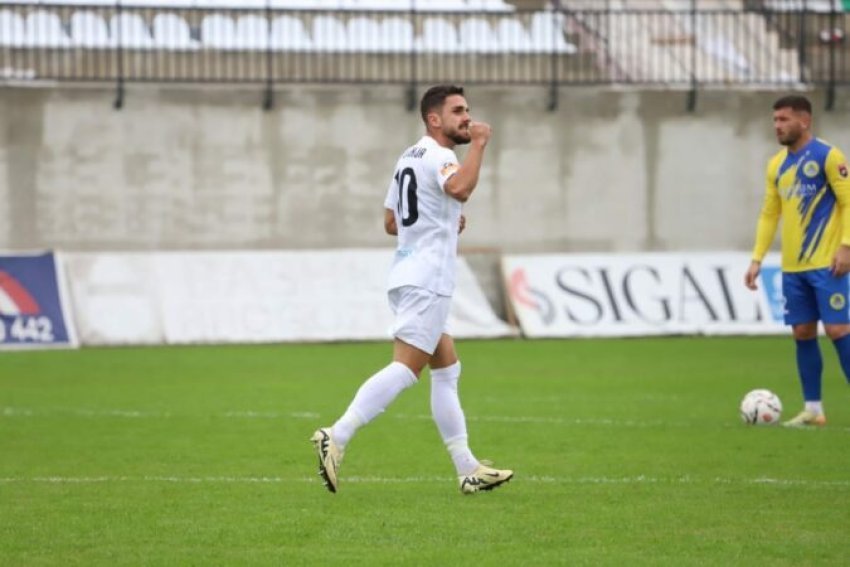 Regi Lushkja transferohet në kampionatin iranian 1 regi lushkja transferohet ne kampionatin iranian 68a70554b571c