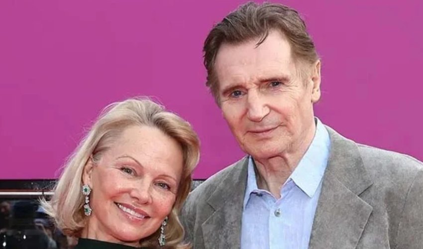 romanca midis liam neeson dhe pamela anderson ka mbaruar 68b1b69394f2e