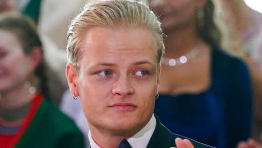 Rrezikon deri në 10 vite burg, djali i Princeshës së Kurorës së Norvegjisë akuzohet për 32 vepra penale 2 rrezikon deri ne 10 vite burg djali i princeshes se kurores se norvegjise akuzohet per 32 vepra penale 68a43334e7881